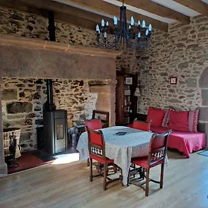 Casita Hébergement de vacances Escandolieres